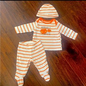 Adorable Little Pumpkin Newborn Outfit
